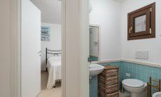 Villa del Campo | Camera 5 con letto matrimoniale nel piano interrato Villa del Campo, Is Molas, Pula