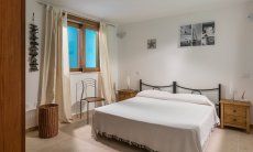Villa del Campo | Camera 4 con letto matrimoniale nel piano interrato Villa del Campo, Is Molas, Pula