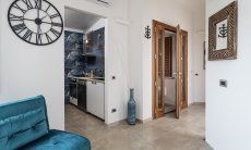 Villa Iris | Salotto con accesso alla cucina New Picture
