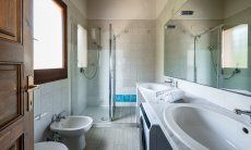 Villa Fiori 3 | Bagno con doccia New Picture 2025