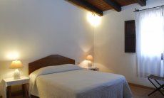 Villa Fiori 3 | Camera con letto matrimoniale Sardegna
