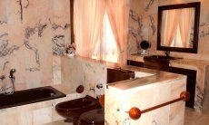Villa Nautilus | Bagno 2 con vasca Bagno