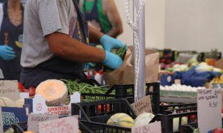 Mercato settimanale S.Teresa di Gallura | Sardegna Sardegna