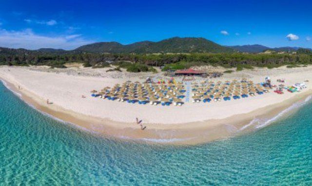 Tamatete: Ristorante, Lido e parco giochi, dista solo circa 2 km da Li Conchi